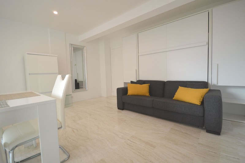 Photo Apartment Cannes Forville,  Vacation rental apartment  1 room   28&nbsp;m&sup2;