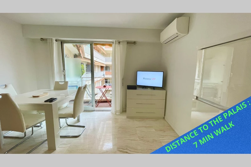 Appartement Cannes Forville,  Location saisonnière appartement  1 pièce   28&nbsp;m&sup2;