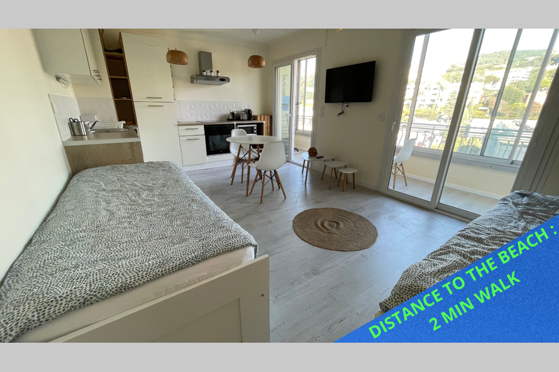 Appartement Cannes Plages du midi,  Location saisonnière appartement  1 pièce   28&nbsp;m&sup2;