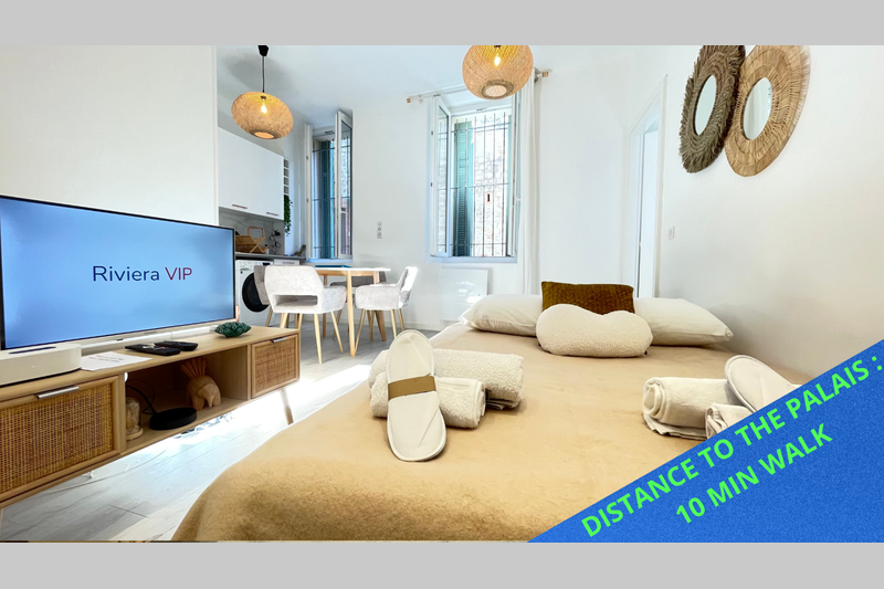 Apartment Cannes Suquet,  Vacation rental apartment  2 rooms   30&nbsp;m&sup2;