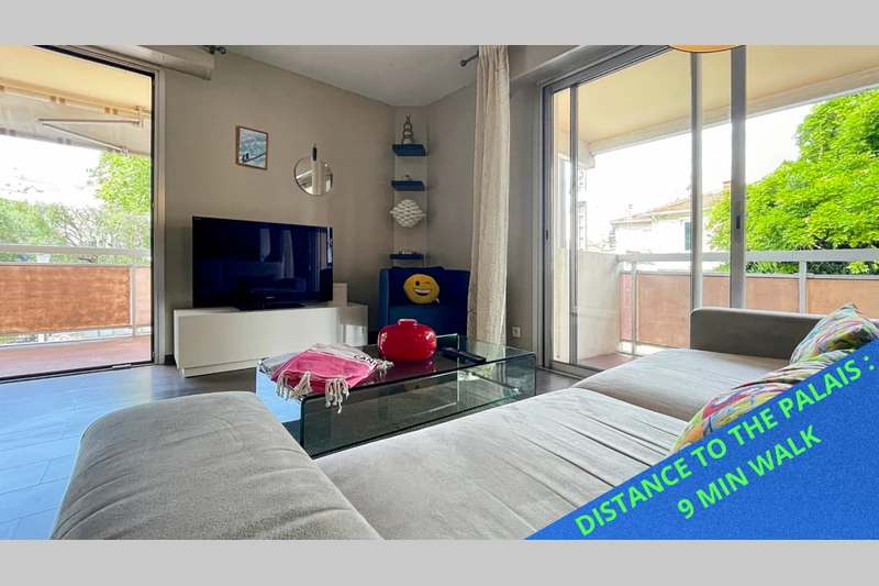 Apartment Cannes Centre-ville (carnot et environs),  Vacation rental apartment  2 rooms   45&nbsp;m&sup2;
