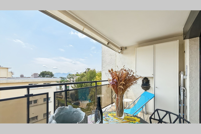 Photo Appartement Cannes  Location saisonnière appartement  2 pièces   50&nbsp;m&sup2;