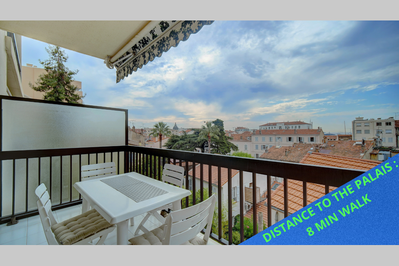 Apartment Cannes Forville,  Vacation rental apartment  1 room   30&nbsp;m&sup2;