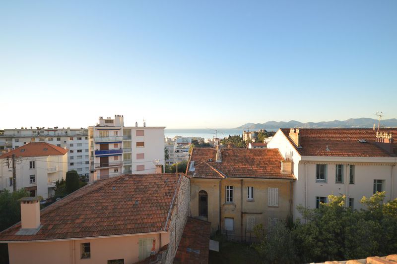 Apartment Cannes Stanislas,  Vacation rental apartment  4 rooms   80&nbsp;m&sup2;