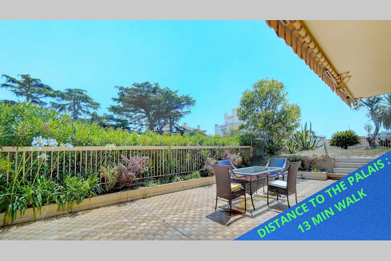 Apartment Cannes  Vacation rental apartment  4 rooms   110&nbsp;m&sup2;