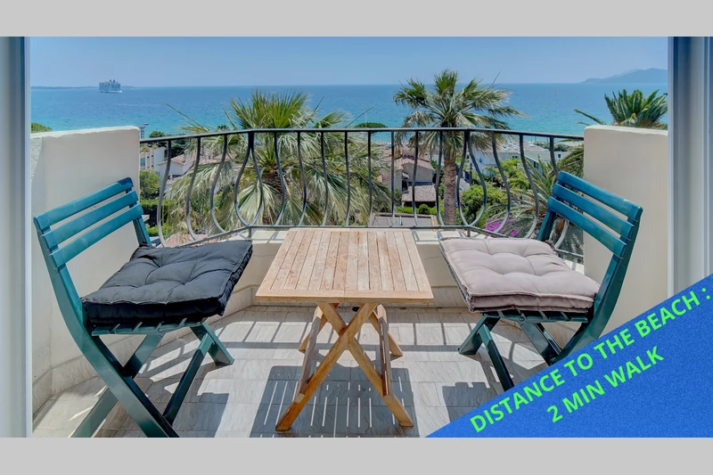 Appartement Cannes Plages du midi,  Location saisonnière appartement  4 pièces   110&nbsp;m&sup2;