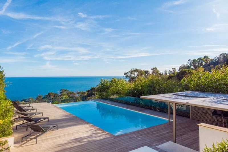 Villa Vallauris Super cannes,  Location saisonnière villa  6 pièces   300&nbsp;m&sup2;
