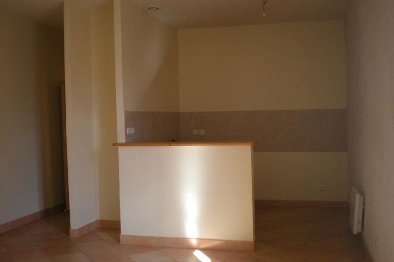 Photo Appartement Laroque Ganges, Location appartement 2 pièces 47 m²