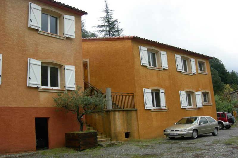 Photo Appartement Saint-Laurent-le-Minier Location appartement 4 pièces 74 m²