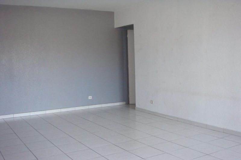 Photo Appartement Lattes Location appartement 2 pièces 46 m²