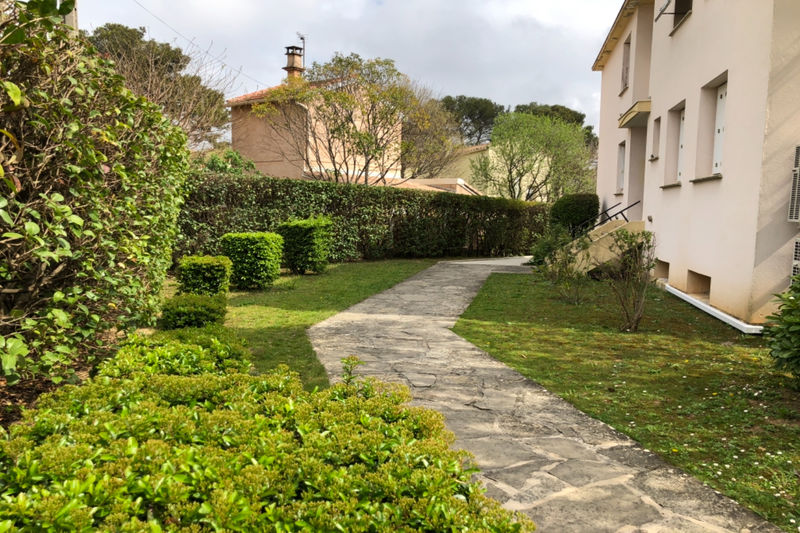 Photo Appartement Castelnau-le-Lez Centurions, Location appartement 1 pièce 30 m²