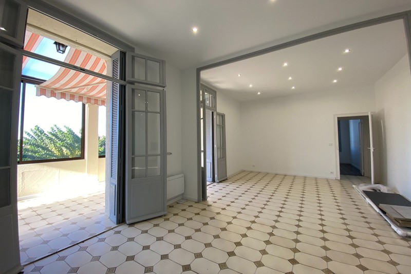 Photo Appartement Teyran Centre-ville, Location appartement 6 pièces 171 m²