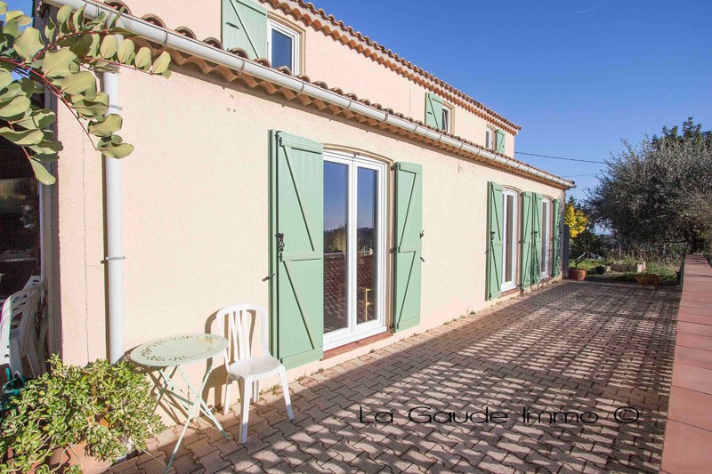 Photo Maison Cagnes-sur-Mer achat maison 6 chambres 150 m²