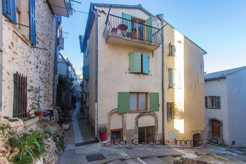 Village house Saint-Jeannet Village,   to buy village house  3 bedroom   89&nbsp;m&sup2;