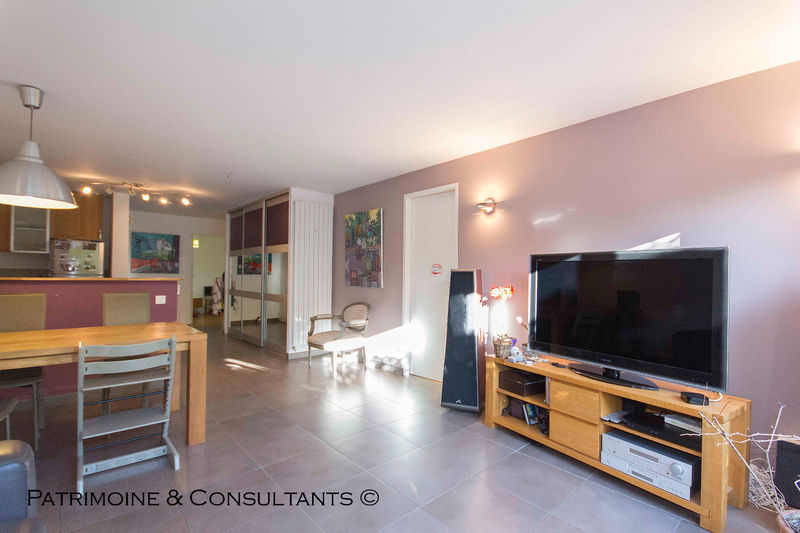 vente Apartment Vence Close to the village Apartment Vence Proche village, to buy apartment 4 rooms 78 m²