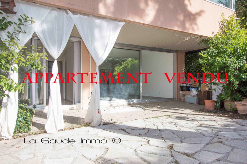 Appartement Nice   achat appartement  2 pièces   73&nbsp;m&sup2;