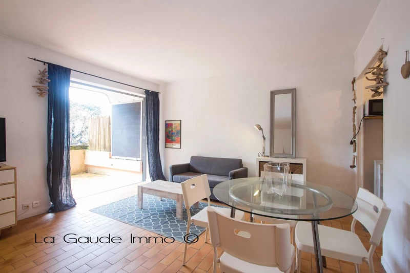 Appartement Saint-Tropez Centre-ville,   achat appartement  1 pièce   33&nbsp;m&sup2;