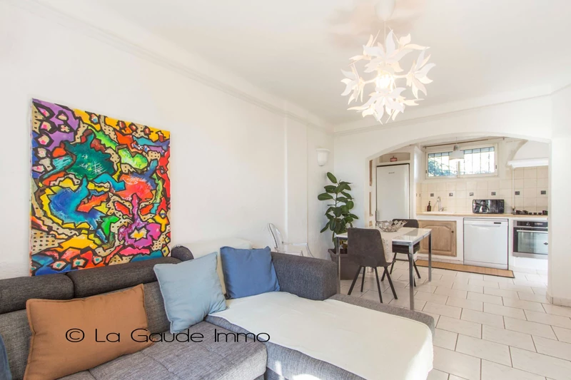 Photo Appartement Nice Bord de mer,   achat appartement  3 pièces   55&nbsp;m&sup2;