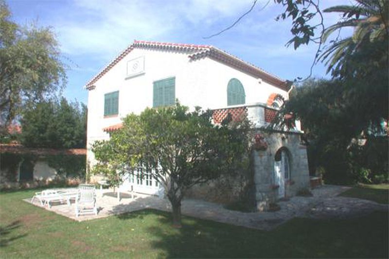 Location saisonnière villa Cap d'Antibes  
