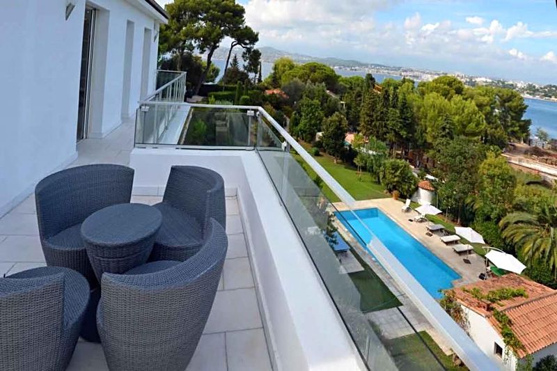 Location saisonnière villa Cap d'Antibes  