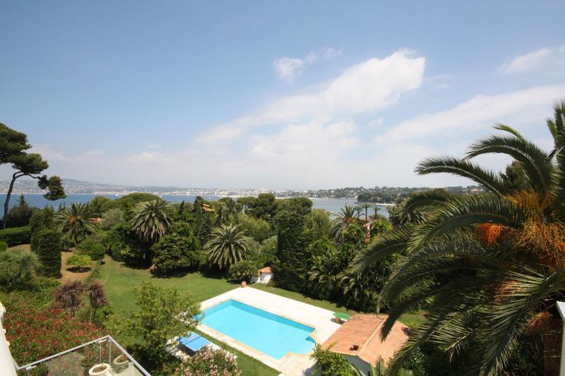 Location saisonnière villa Cap d'Antibes  
