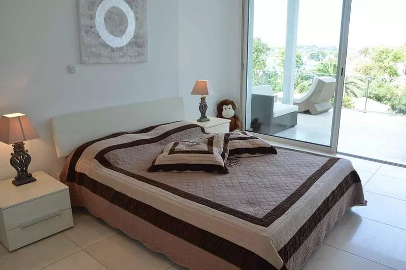 Location saisonnière villa Cap d'Antibes  