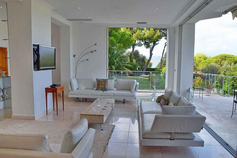Location saisonnière villa Cap d'Antibes  