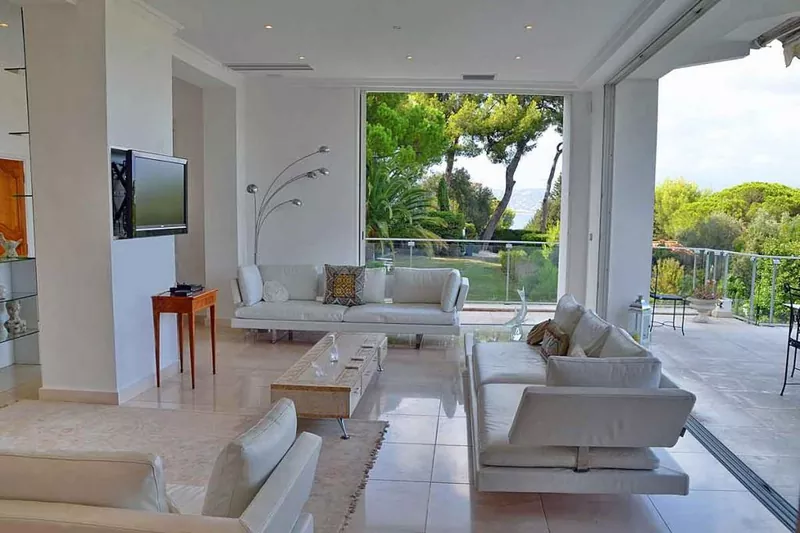 Location saisonnière villa Cap d'Antibes  
