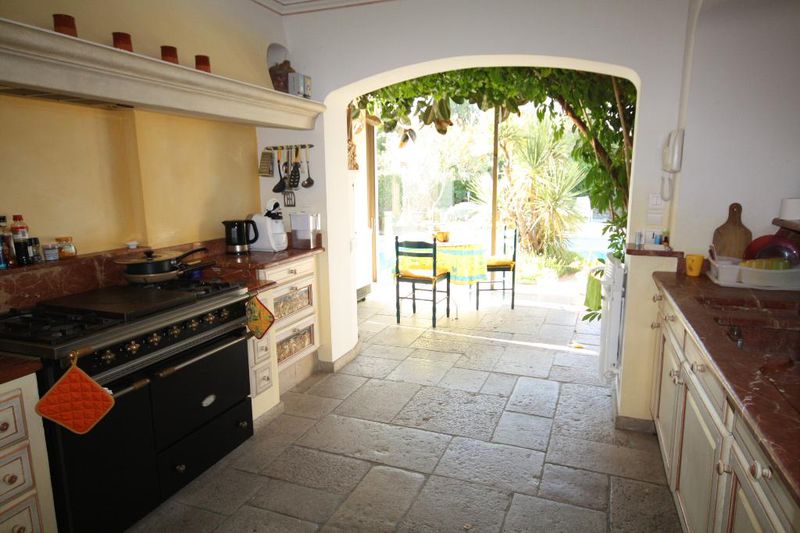 Location saisonnière villa Juan-les-Pins  