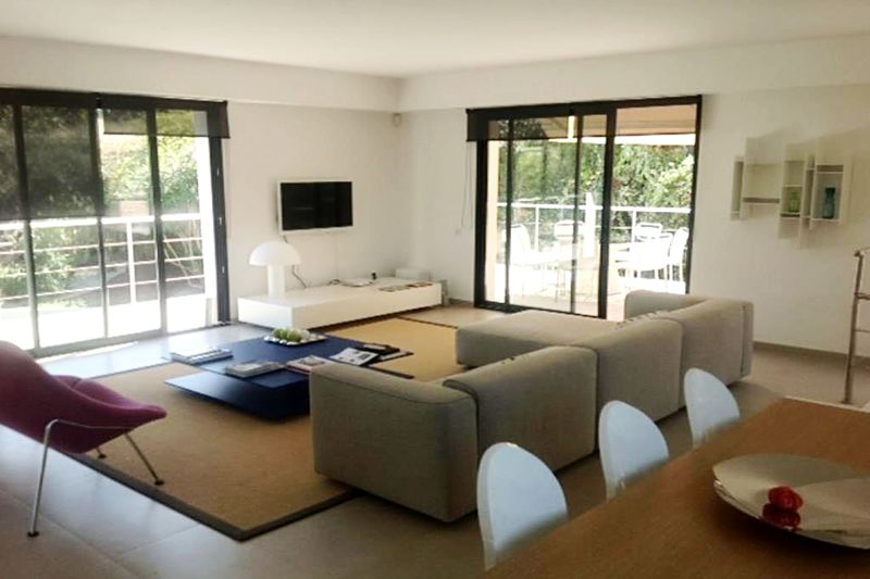 Location saisonnière villa Cap d'Antibes  