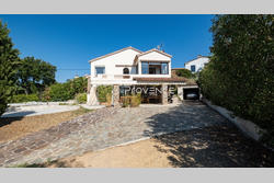 Photos  Maison Villa provençale à vendre Sainte-Maxime 83120