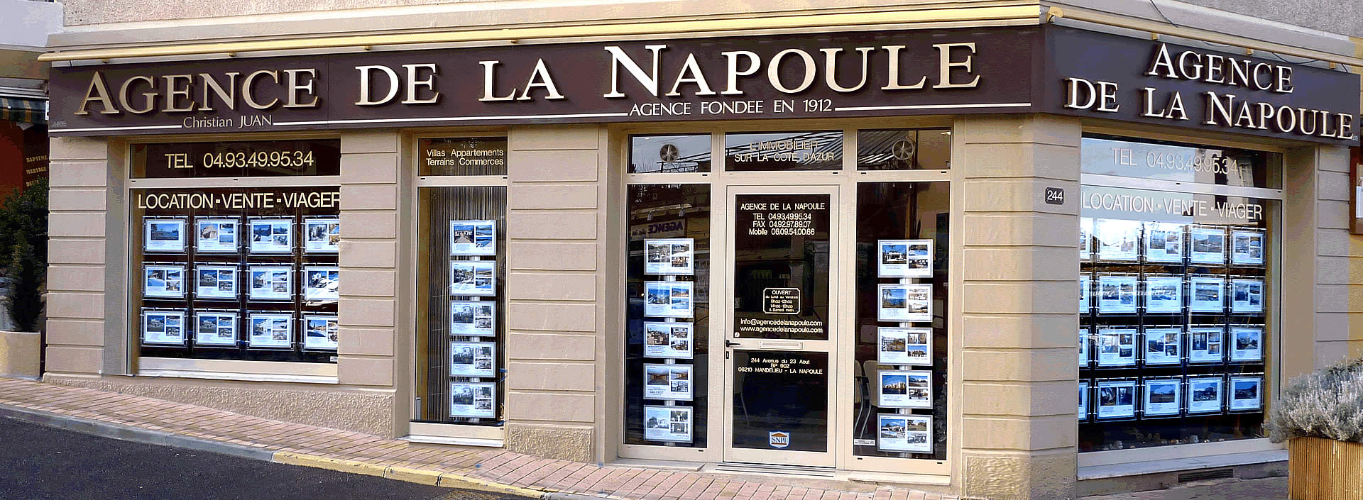 Vitrine Agence de la Napoule