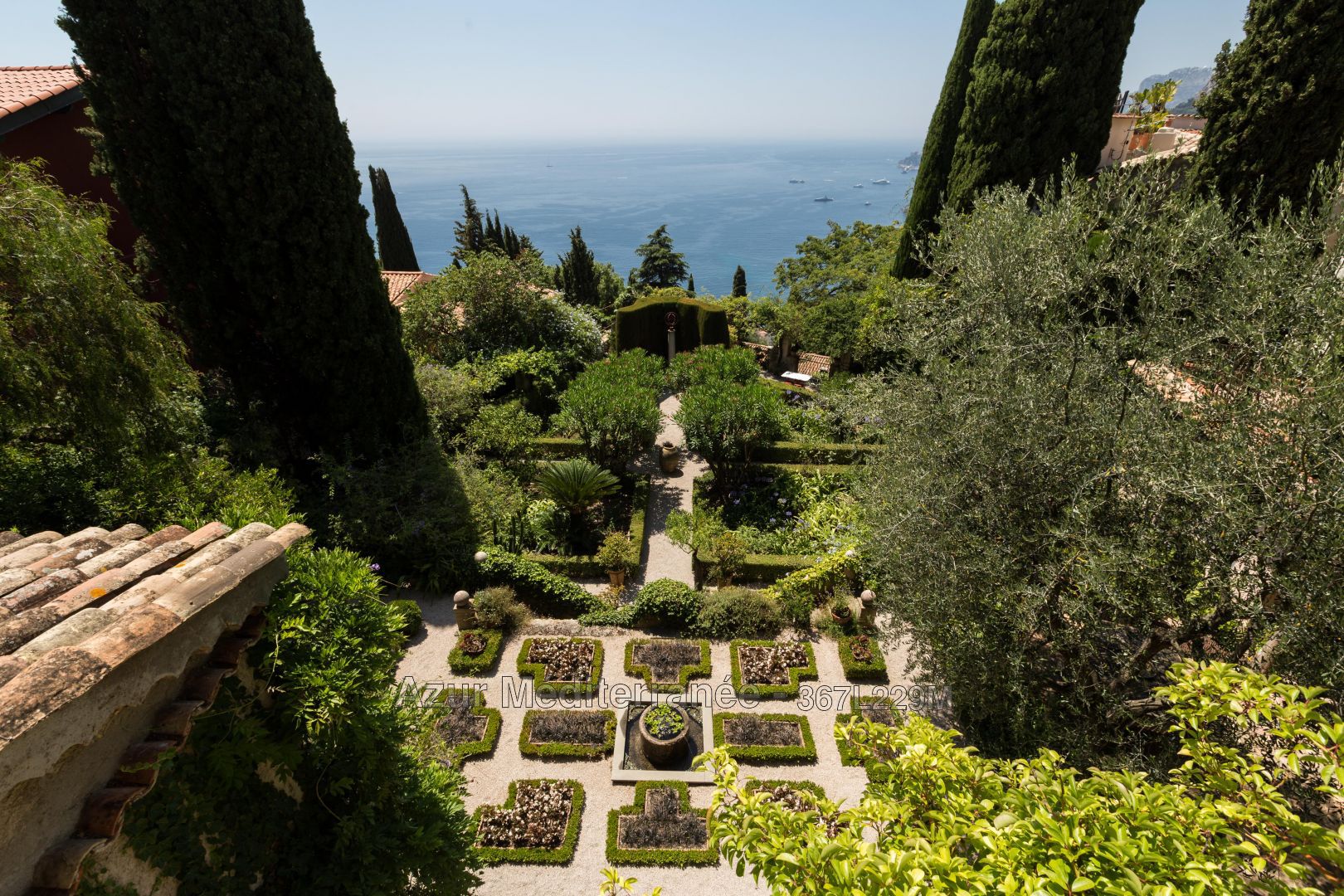 Photos Locations de prestige sur la Côte d'Azur avec l'agence Azur Méditerranée à Villefranche Sur Mer