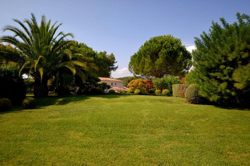 Photos Le marché immobilier à Valbonne
