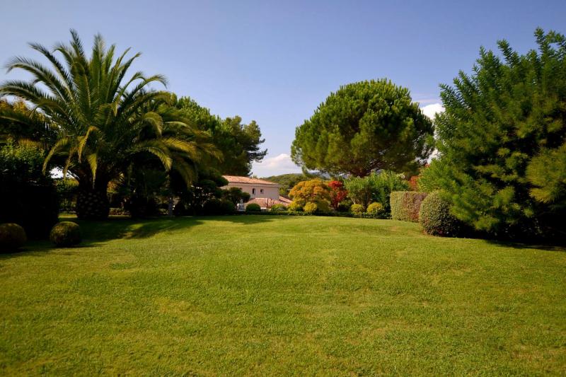 Photos Le marché immobilier à Valbonne