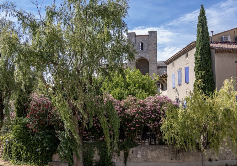 Photos Pernes-les-Fontaines : Le Secret Bien Gardé de la Provence