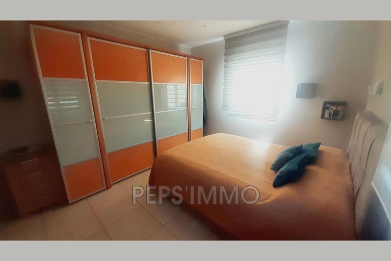 Vente maison contemporaine Saint-Mitre-les-Remparts  