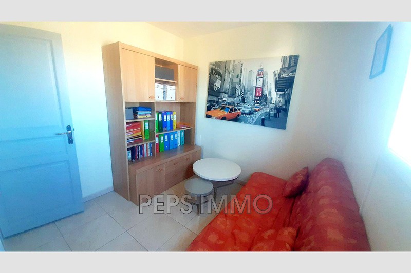 Vente maison contemporaine Saint-Mitre-les-Remparts  