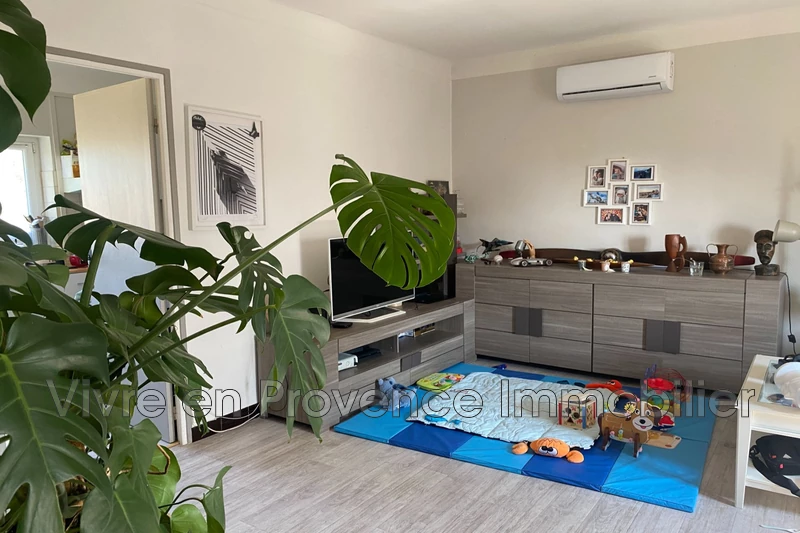 Vente maison Eyguières  