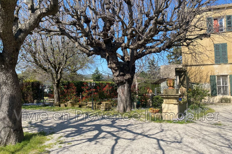 Vente maison Eyguières  