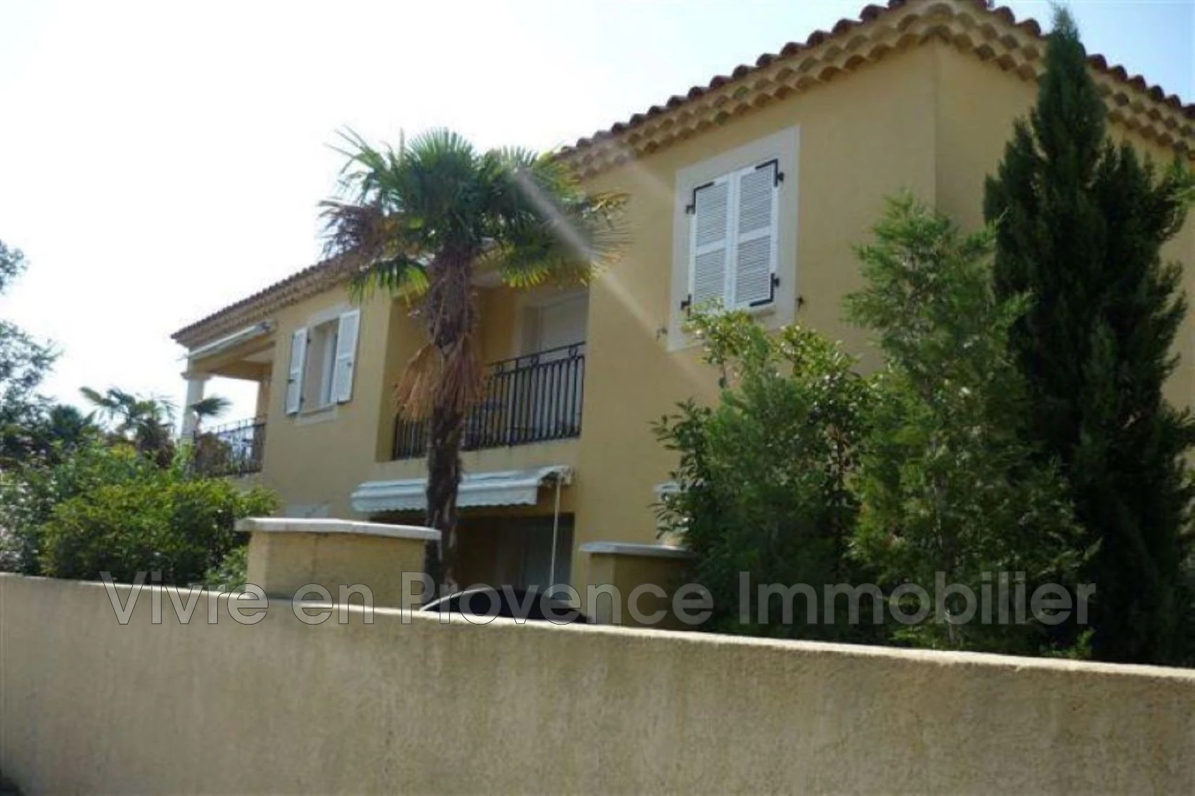 Appartement 2 pièces 48 m² · à L'Isle-sur-la-Sorgue · 48 m² · 191 000 €