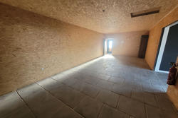Professionnel local commercial Bergues  
