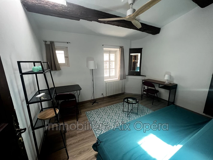 Location t2 Aix-en-Provence  