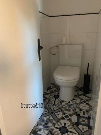 Location t2 Aix-en-Provence  