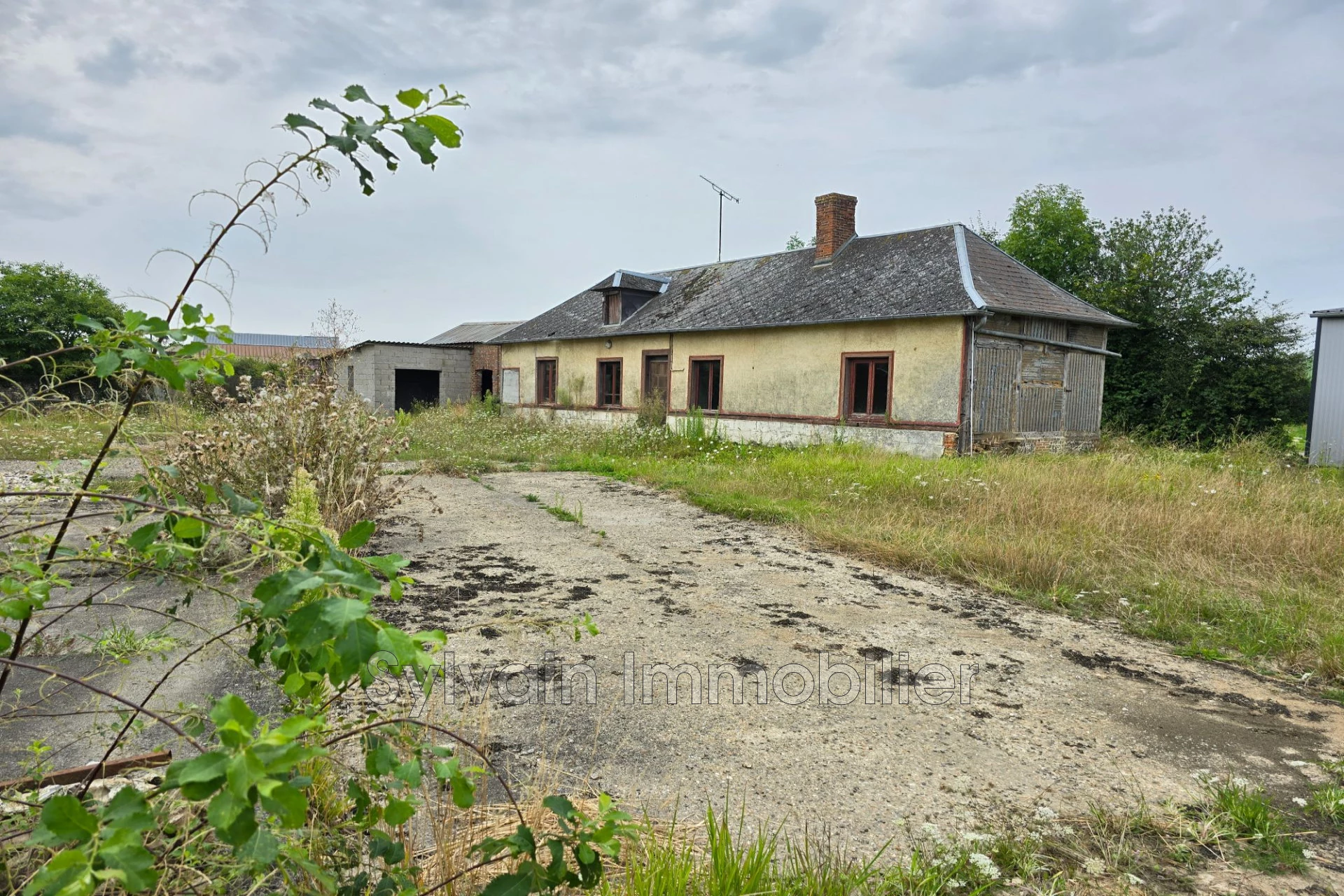 Maison 3 pièces 65 m² · à Saint-Arnoult · 65 m² · 80 000 €