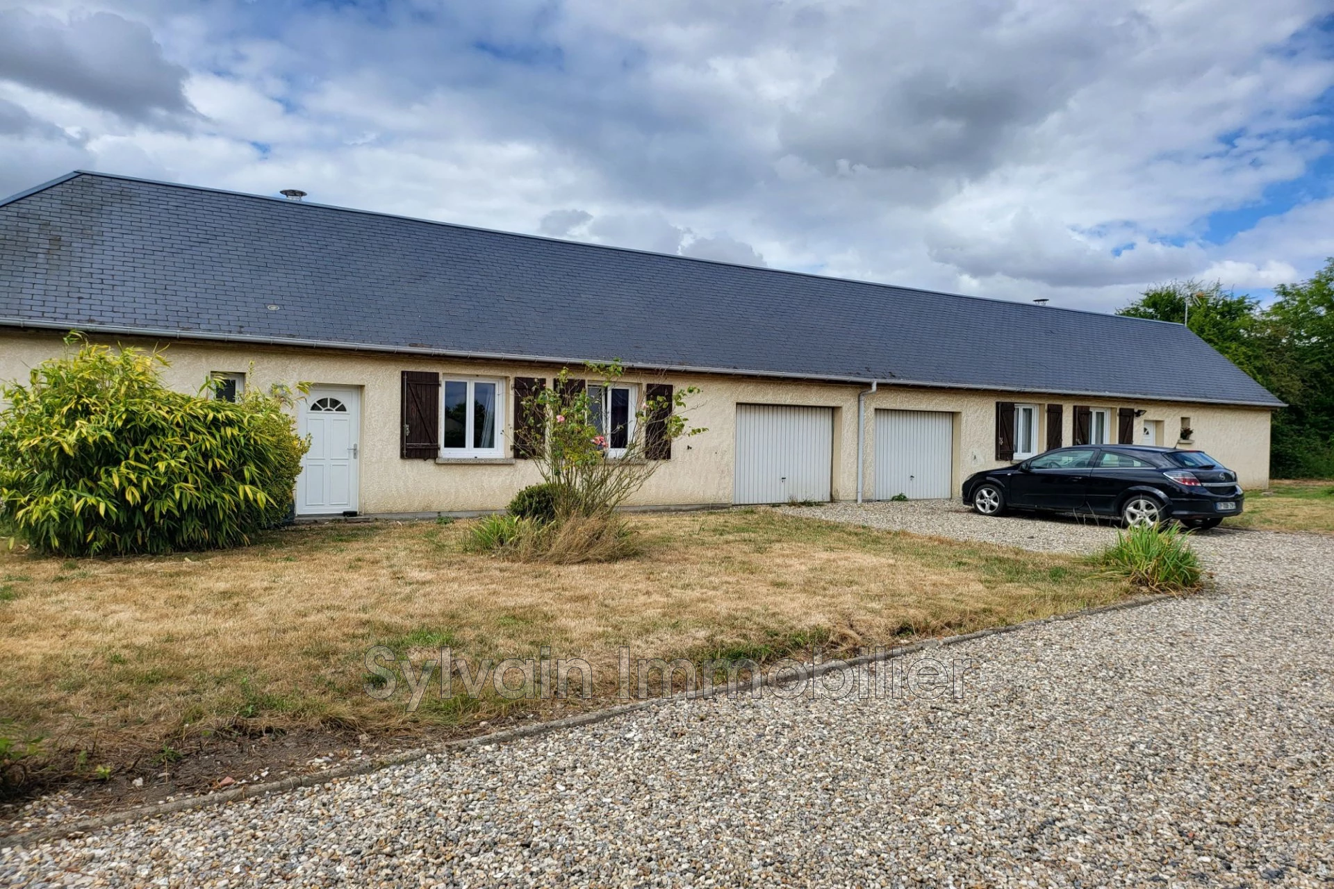 Appartement 4 pièces 112 m² · à Moliens · 112 m² · 210 000 €