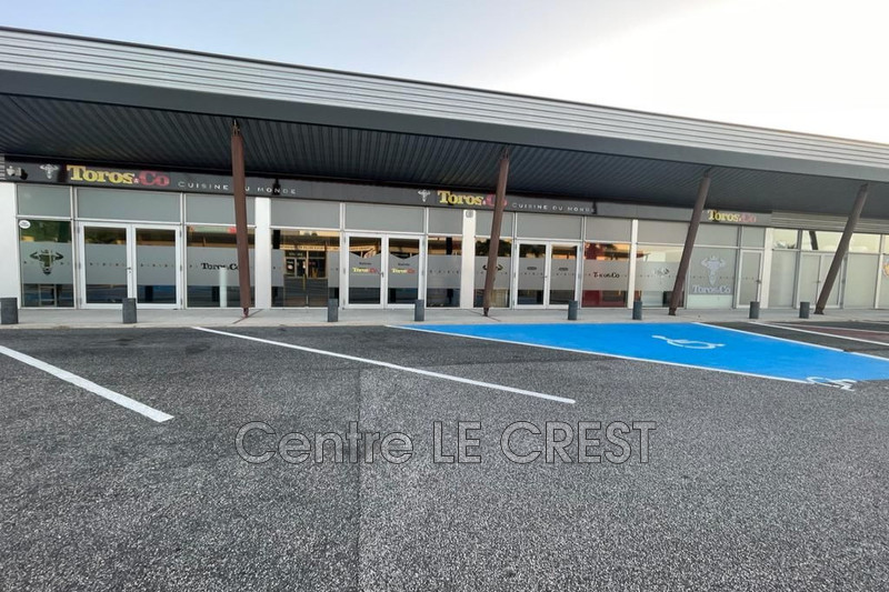Professionnel local commercial Claira  