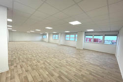 Professionnel bureau Claira  