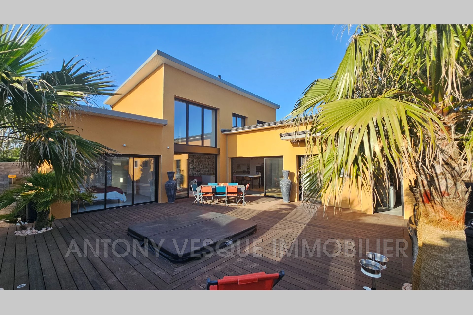 Maison 7 pièces 60 m² · à Agon Coutainville · 60 m² · 765 000 €