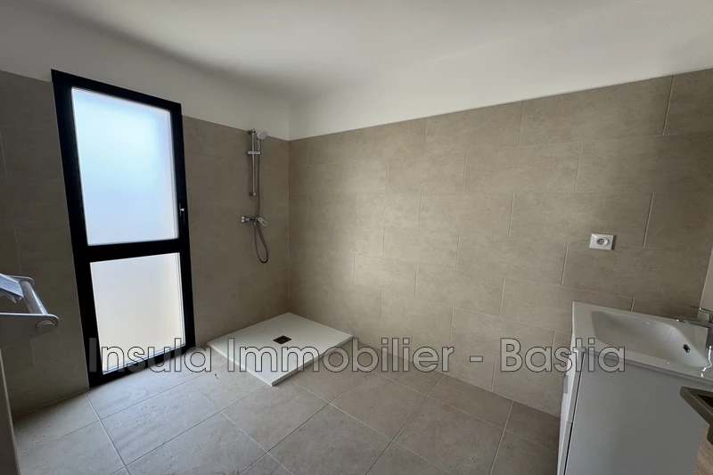 Location appartement Penta-di-Casinca  